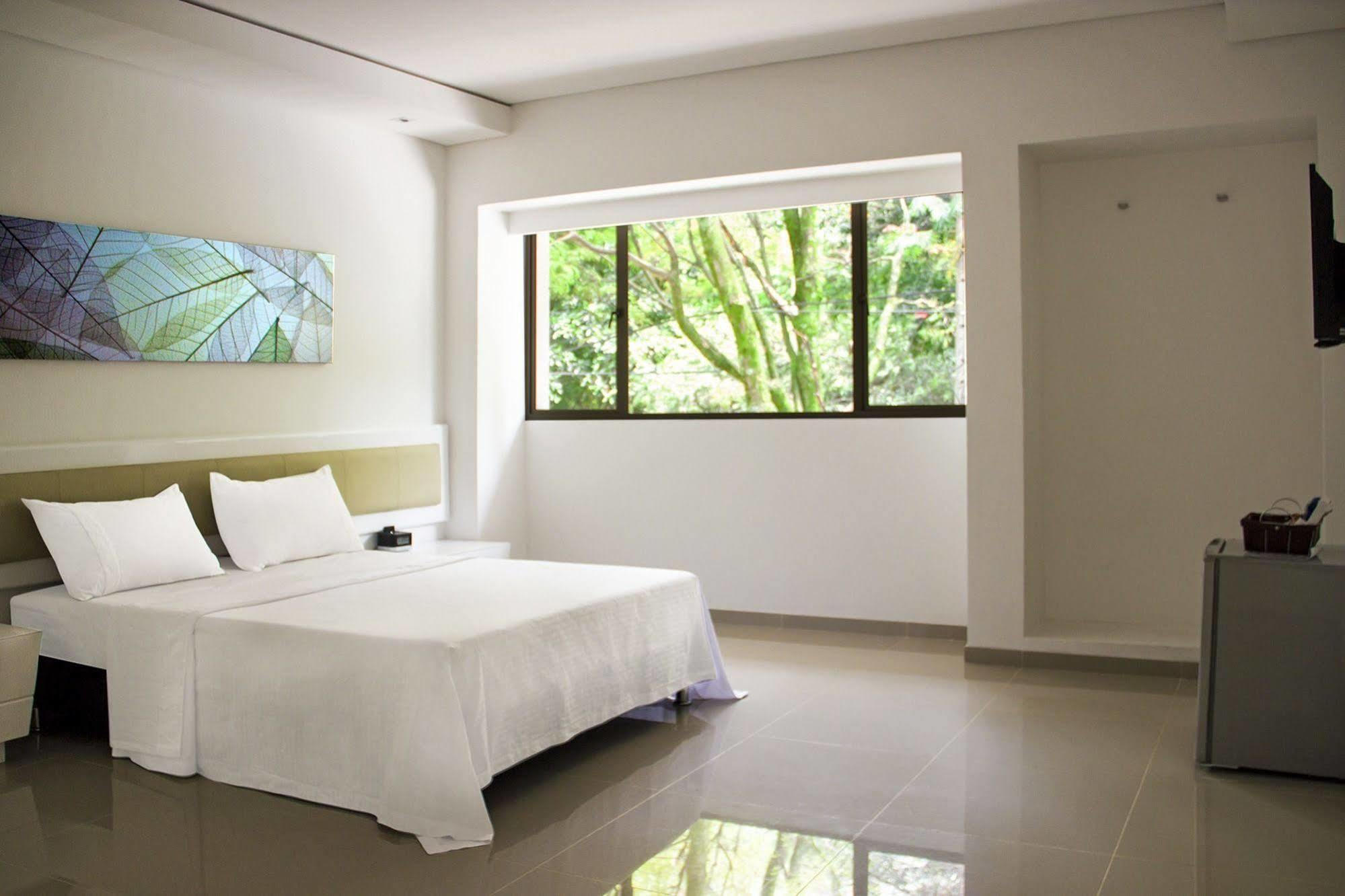 Hotel Zona A Medellín Eksteriør bilde